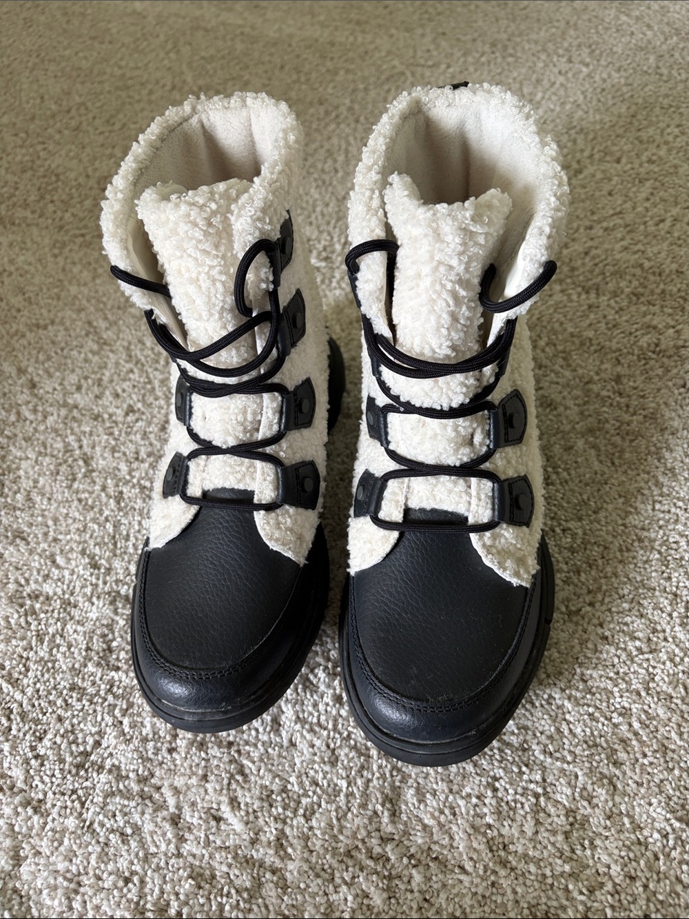 Women’s Sorel Explorers ll Joan Cozy Boots-Black/SeaSalt - Picture 2 of 8